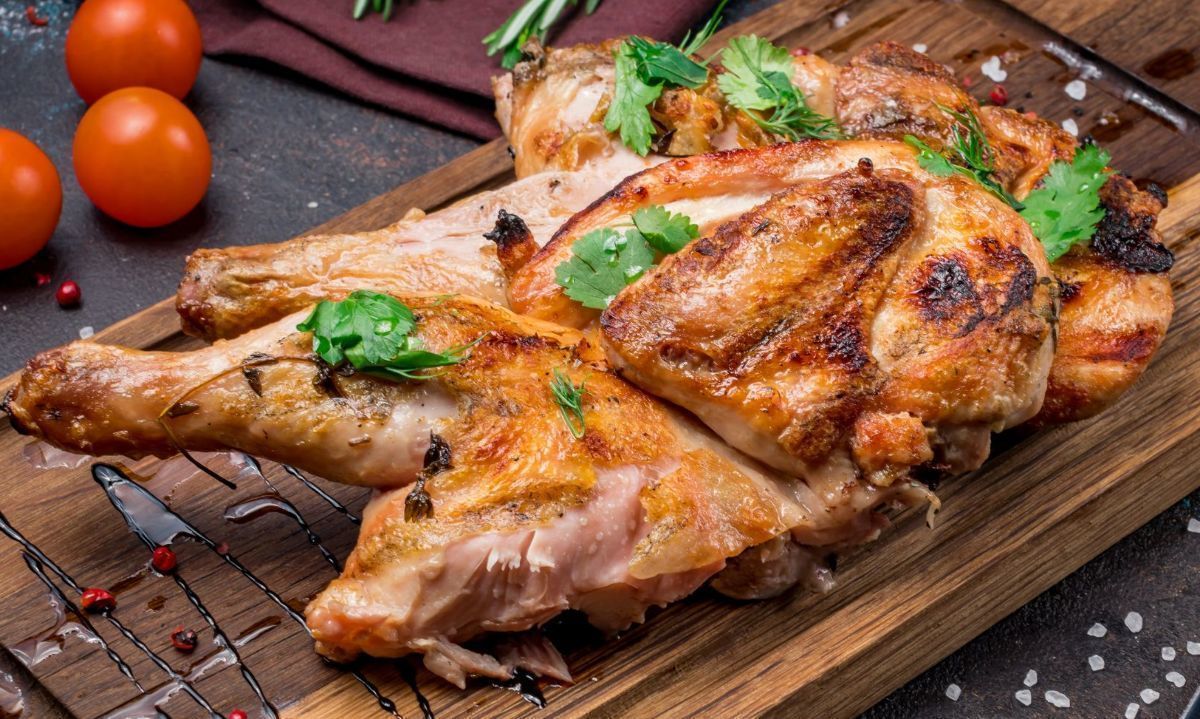 Pollo: en Chile es la proteína más consumida con 668 mil toneladas en 2023